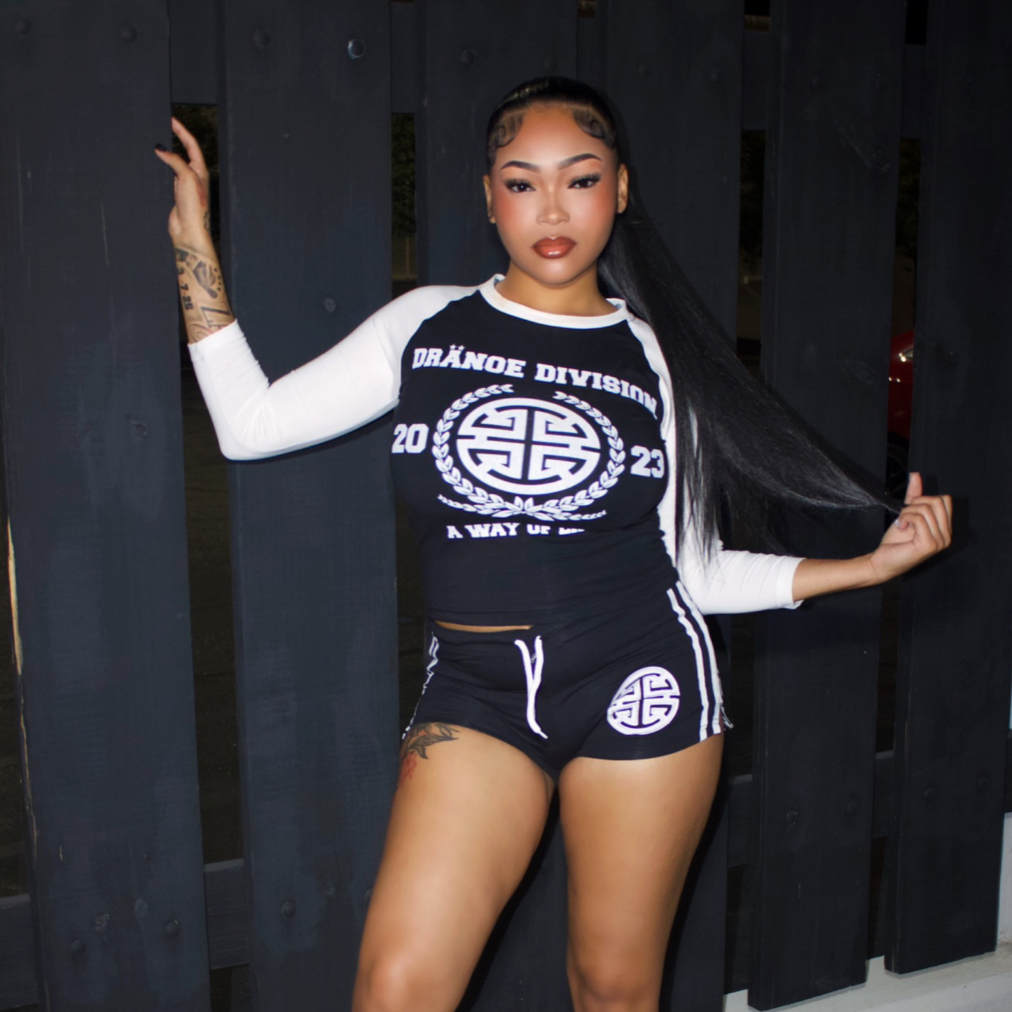 DRANOE DIVISION WOMEN SHORTS- Black