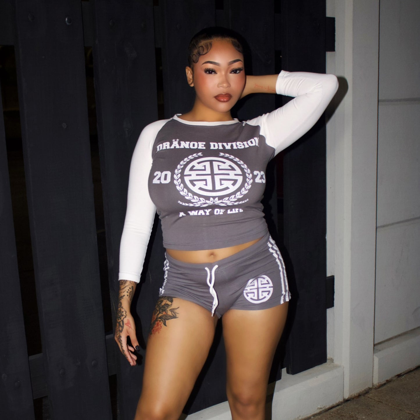 DRANOE DIVISION WOMEN SHORTS- Grey